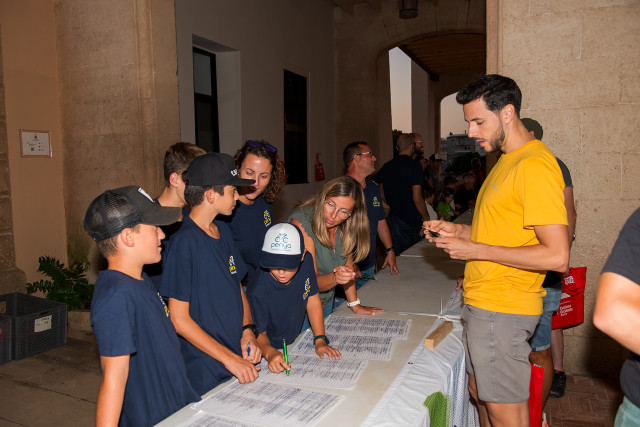 ENTREGA DORSALS - fotos Kike Cardona