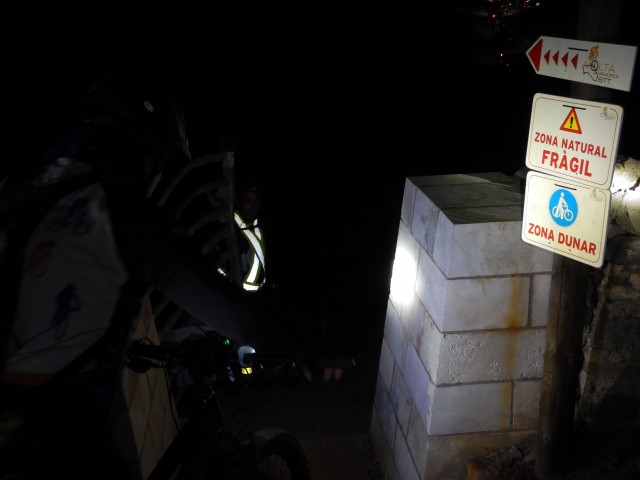 NIGHT STAGE