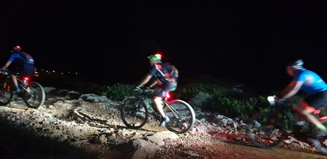night stage, photos by Joan Bagur